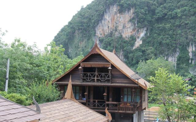 Boutique Village Hostel
