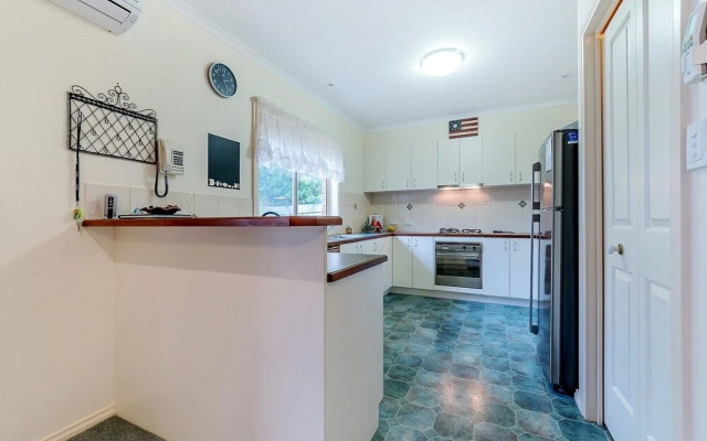 Cosy Unit at 2-3 Wyndham in Cowes