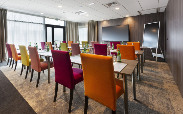 Hôtel Roi Soleil Prestige Plaisir - St Quentin