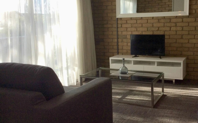 Best Western Geelong Motor Inn & Serviced Apartments