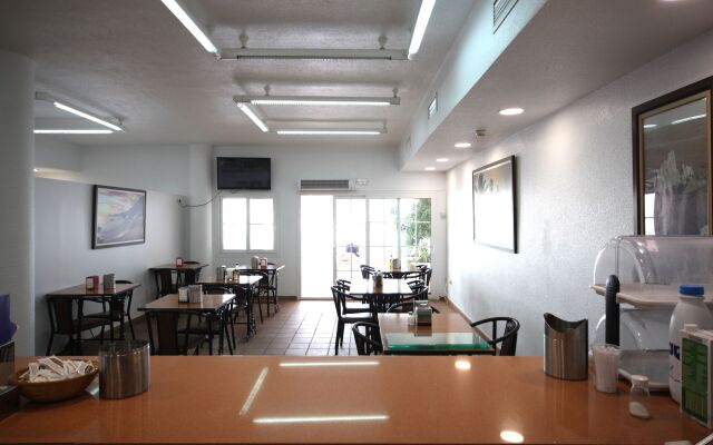 Aparthotel Vistamar