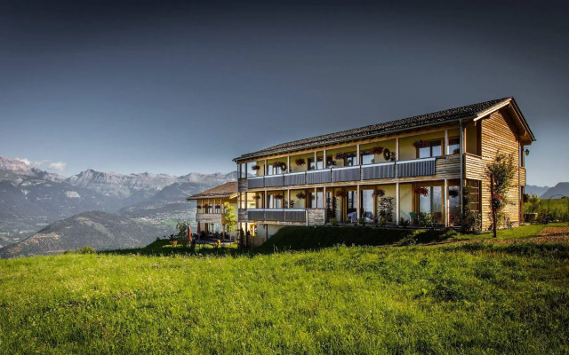 Maya Boutique Hotel