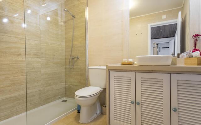 LV Premier Chiado CH2 Balcony Spacious Elevator