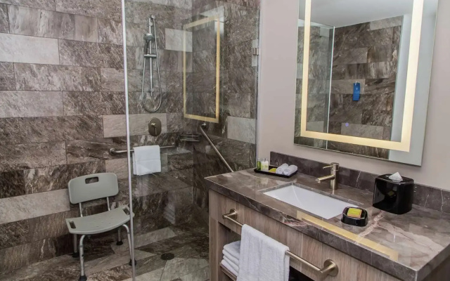 Hampton Inn & Suites by Hilton Puebla