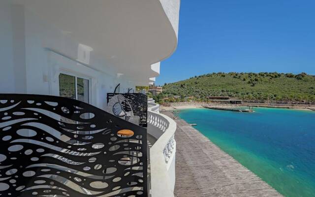 Villa Juna Beach