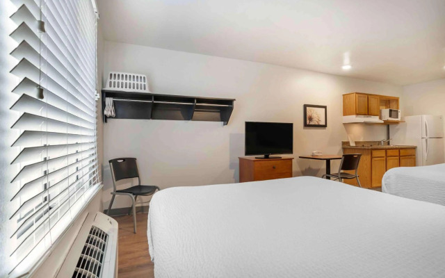 Extended Stay America Select Suites - Pensacola - Northeast