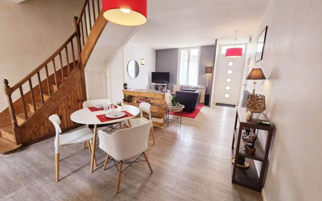 Maison de Ville Confortable Avec Cour Intérieure