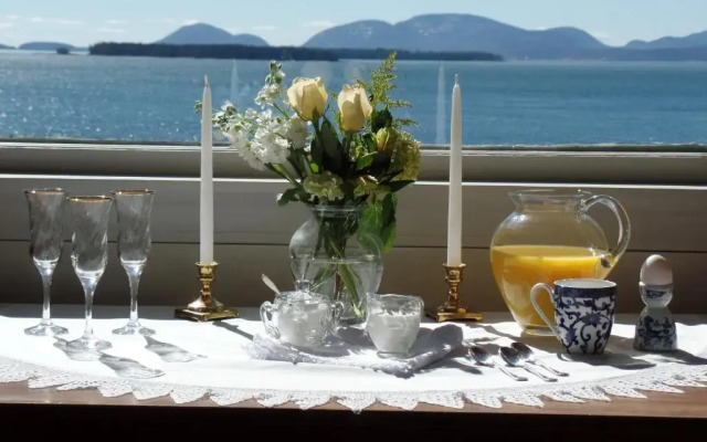 Acadia Bay Inn