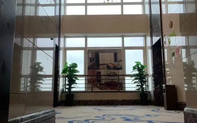 Hengba Hotel Chain (Shaoxing Jinghu Resort Olympic Sports Center)