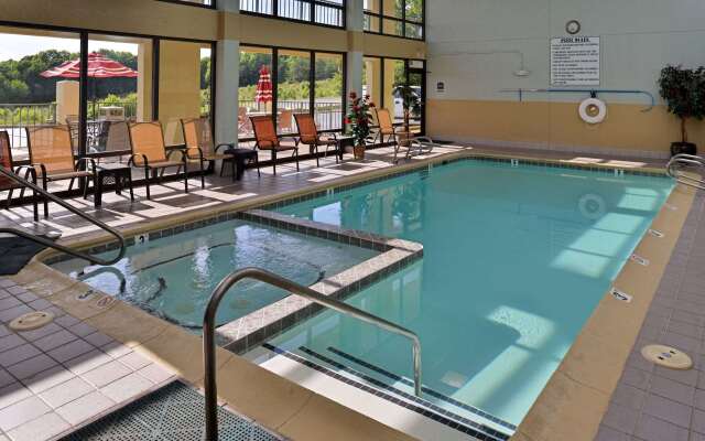Quality Inn Jonesville I-77