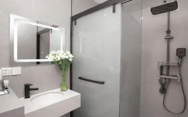 Dali Deer Lodge (Longkeng Wharf Store)