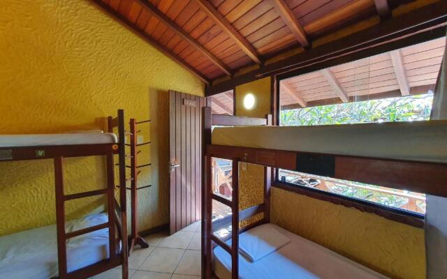 Bamboo Búzios Hostel