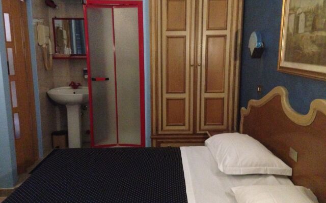 Hotel Rey