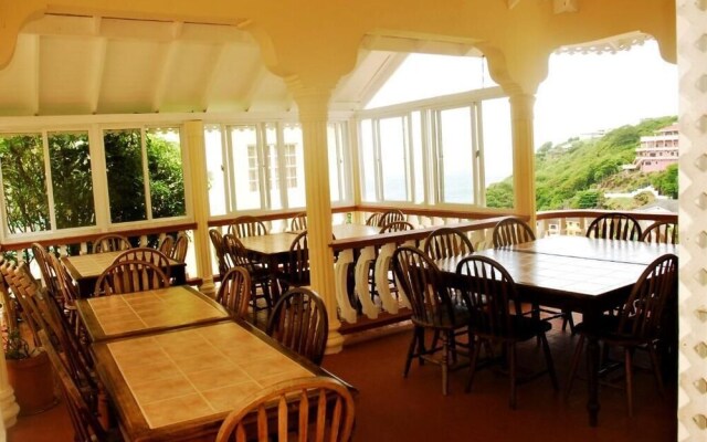 Rich View Hotel