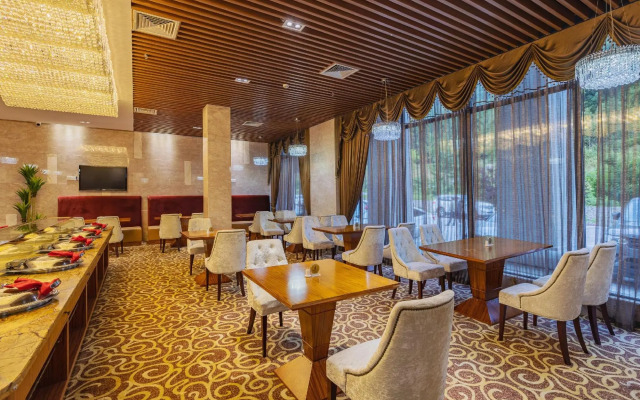 Shennong Hotel