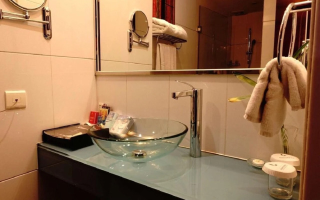 Jiaxing Leeden Hotel