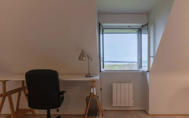 House in Ploudalmezeau With Garden & Terrace