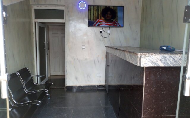 Unique Didis Royal Hotel & Suites