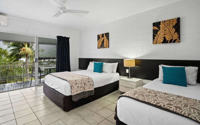 Colonial Palms Motor Inn