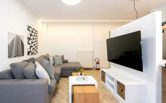 Pagrati's best apartment