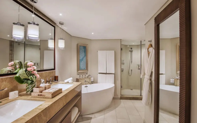 Royal Palm Beachcomber Luxury