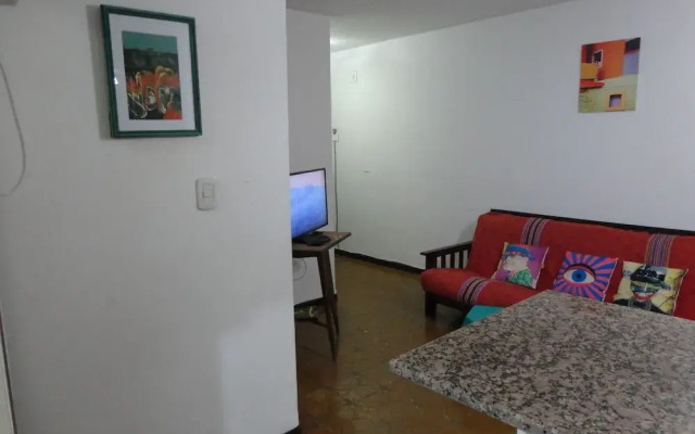 Beautiful Quiet Apartment Near Aristides