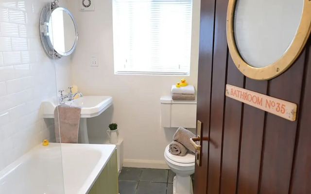 Beach House - Dryll-y-gro