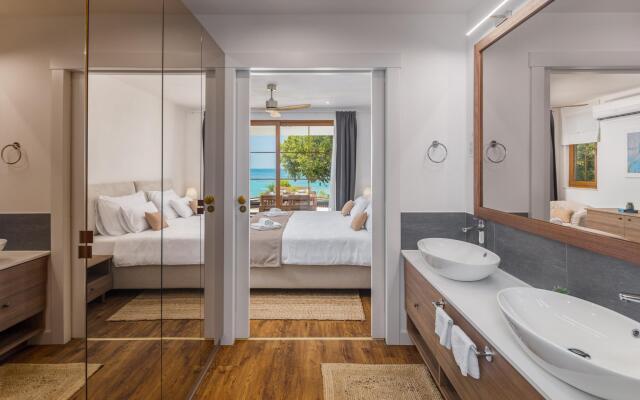 Porto Bus Beachfront 1