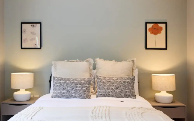 The Regent s Park Scenery - Spacious 3bdr House w Garden and Study Room
