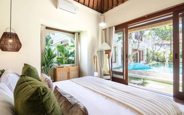 Canggu 400m Tobeach Escape 4br Designer Villa