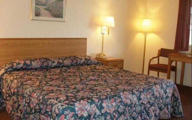 Castillo Inn