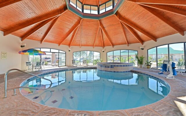 Best Western Plus Swiss Chalet Hotel & Suites