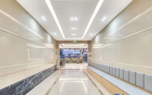 Yungu Hotel (Shangrao Passenger Transport Center Station)