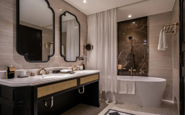 Potique Hotel