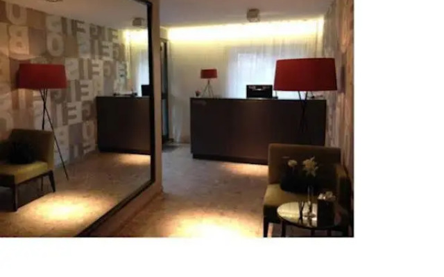 Hotel Henry