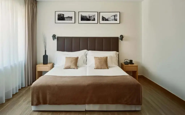 Hotel MET Pamplona
