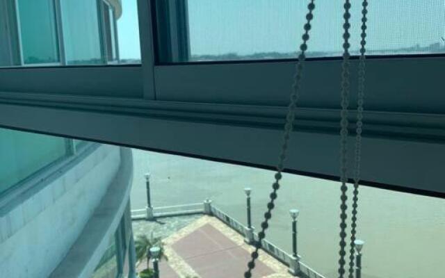 Apartamento VISTA Al RIO PUERTO SANTANA Riverfront 1