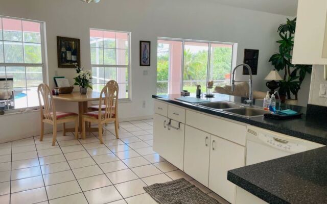 Villa Hibiscus Valle di Non