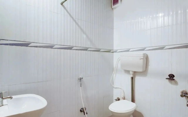 Hotel Galaxy Residency By OYO Rooms