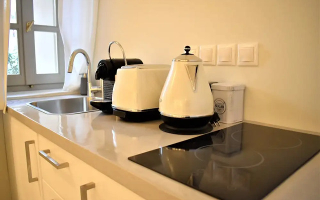 Acropolis Suites