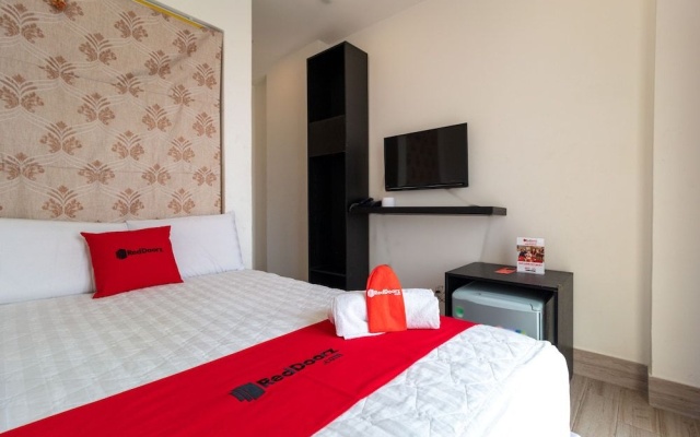 Reddoorz Plus Near Gia Dinh International Hospital 3 – Guest Rooms – Ho Chi Minh City