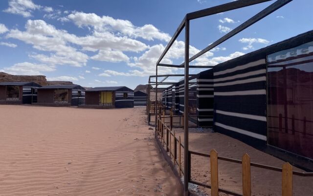 Wadi rum sunset camp