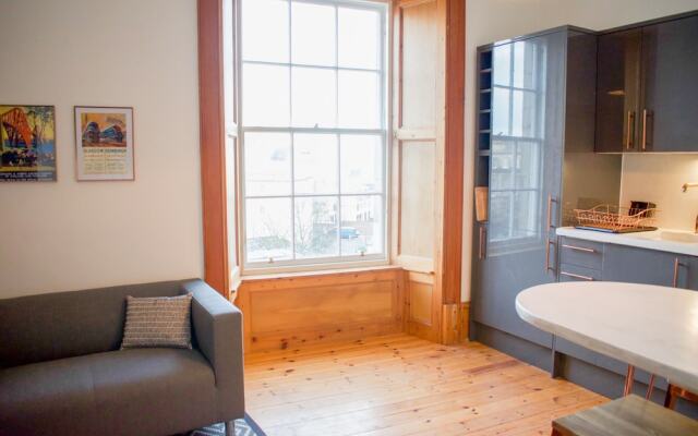 Newly Refurbished 1 Bedroom Apartment in Stockbridge