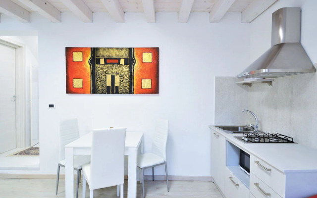 Pleasant Apartment in Miane With Shared Swimming Pool