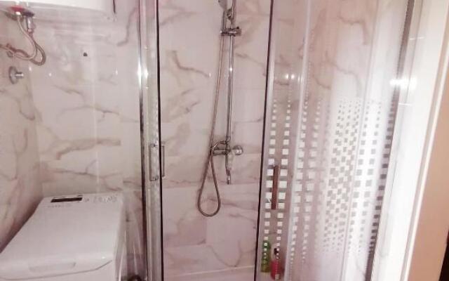 Modern Studio Apartment for 2 in CITY CENTER
