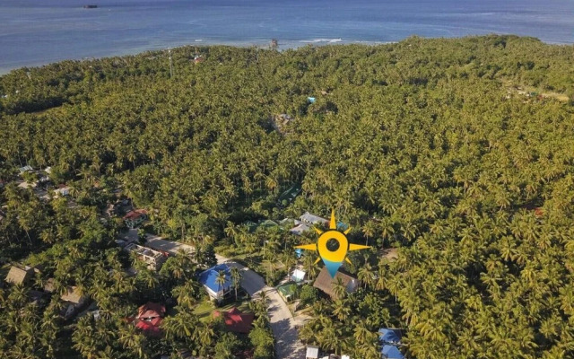 Sinag Hostel - Adults Only