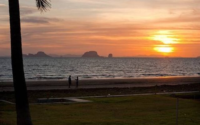 Krabi Sunset Beachfront Villa