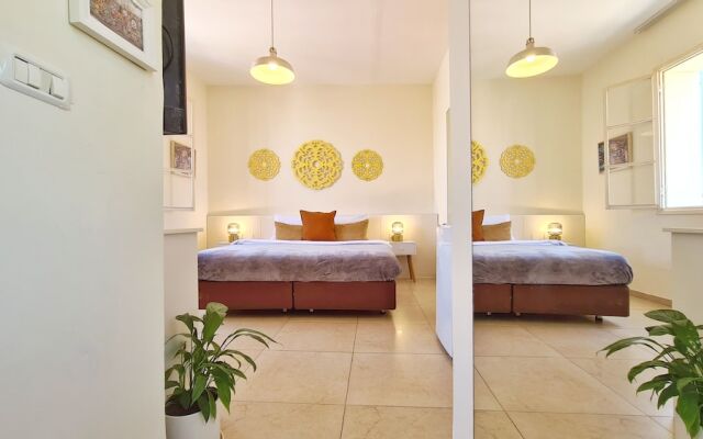 Pink & Blondie Jaffa - Smart Hotel by Loginn Tel Aviv