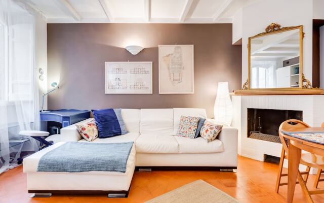 Apartment in Campo de Fiori with Netflix