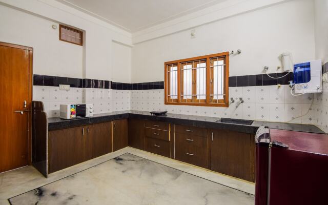 OYO Home 12240 3BHK Mangal Apartment Hiran Magri